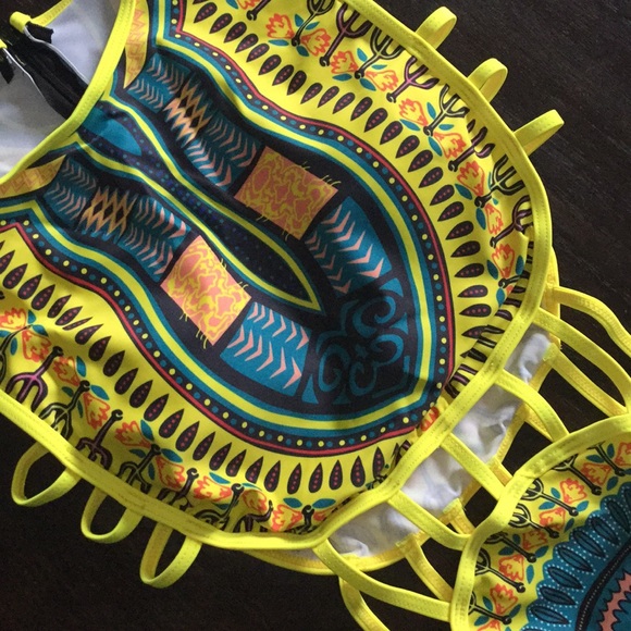 Sexy Yellow & Blue Tribal Monokini - Picture 7 of 12
